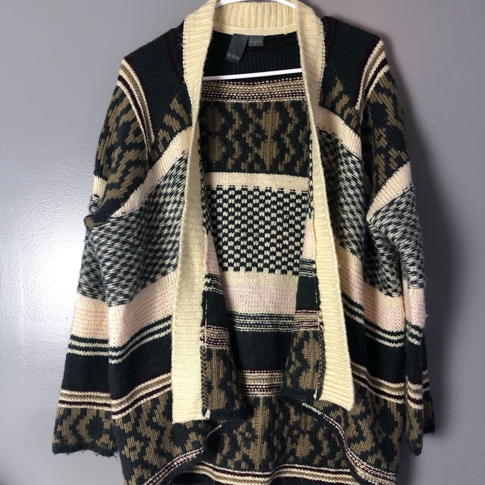 Patterned sweater cardigan